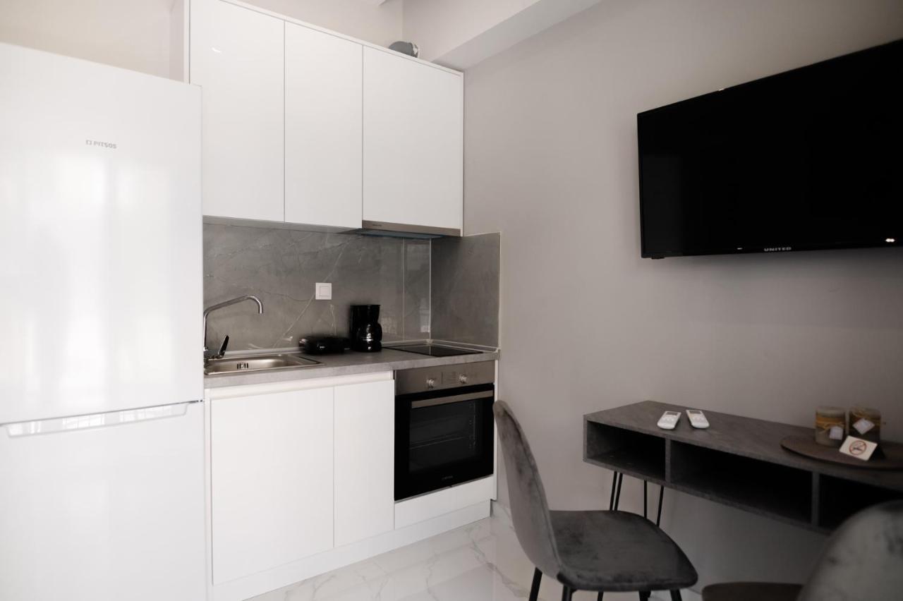 M10 Central Apartments Alexandroupolis ภายนอก รูปภาพ