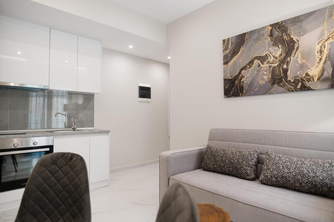 M10 Central Apartments Alexandroupolis ภายนอก รูปภาพ