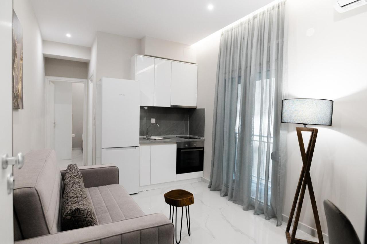 M10 Central Apartments Alexandroupolis ภายนอก รูปภาพ