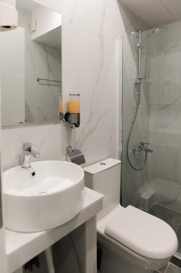 M10 Central Apartments Alexandroupolis ภายนอก รูปภาพ