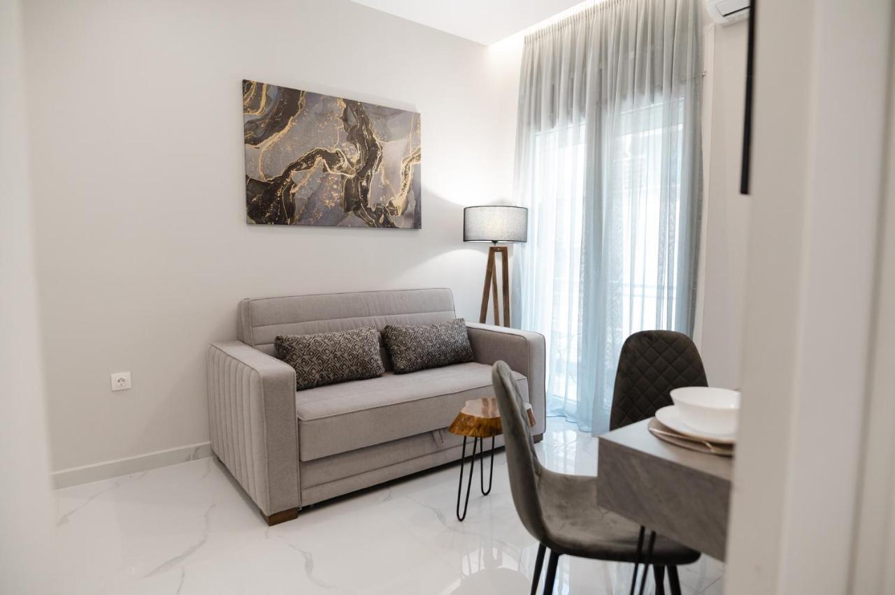 M10 Central Apartments Alexandroupolis ภายนอก รูปภาพ